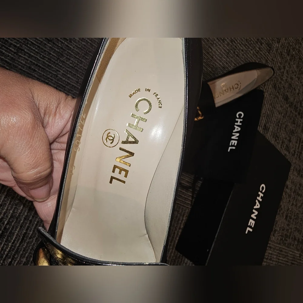 AUTHENTIC CHANEL VINTAGE NOIR CHAIN HEEL SZ 37